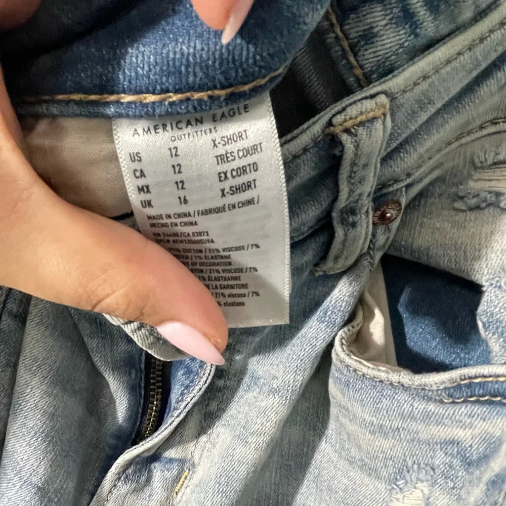 American Eagle Jeans - Picture 2 of 3